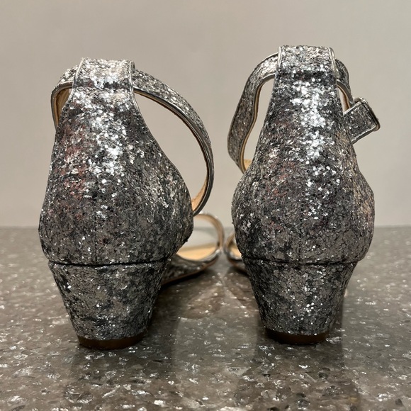 Expressions sz 9 Jasmin Silver Glitter Low Heel Wedge Sandals - Picture 6 of 9